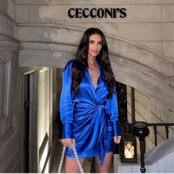 ZARA BLUE WRAP DRESS - Picture 5 of 8